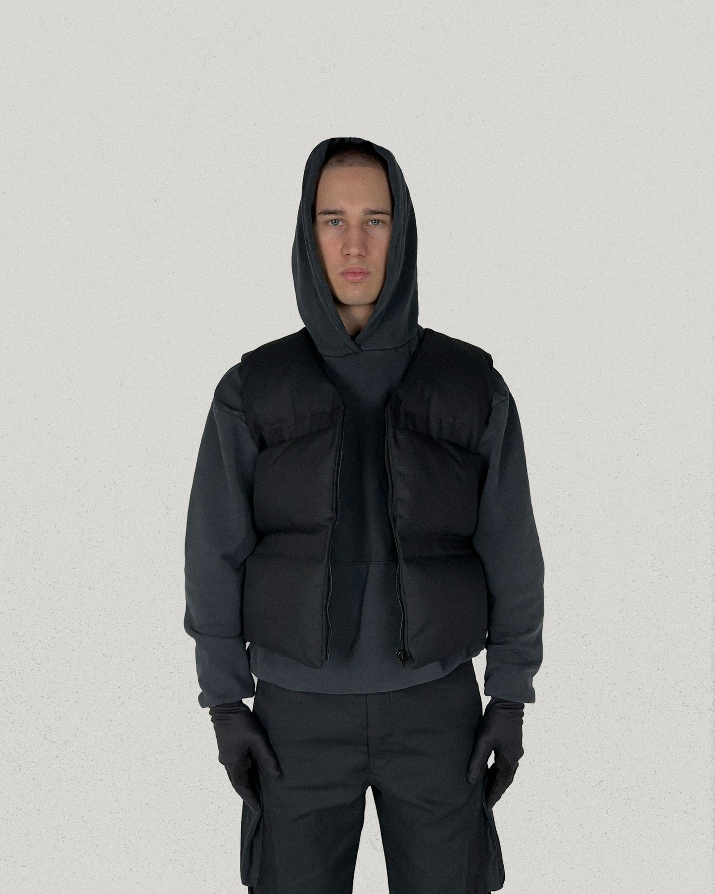 BLACK PUFFER VEST